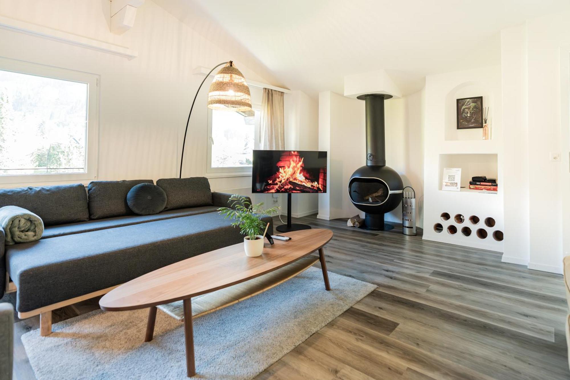 Unique Penthouse With Gallery And Mountain View Kandersteg Buitenkant foto